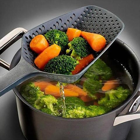 Plastic Water Strainer Spatula and Ice Shovel